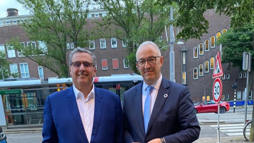 أخنوش وأبوطالب يناقشان سبل التعاون بين المغرب وهولندا أخنوش وأبوطالب يناقشان سبل التعاون بين المغرب وهولندا