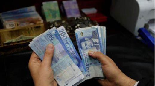 رسميا رفع الحد الأدنى للأجور بداية من هذا التاريخ وهذه هي الفئات المستفيدة رسميا رفع الحد الأدنى للأجور بداية من هذا التاريخ وهذه هي الفئات المستفيدة