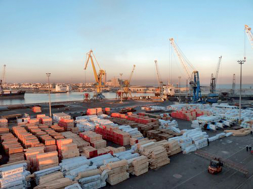 إجراء جديد يعتمده المغرب لخروج البضائع المخلصة من الجمارك بالموانئ المغربية إجراء جديد يعتمده المغرب لخروج البضائع المخلصة من الجمارك بالموانئ المغربية
