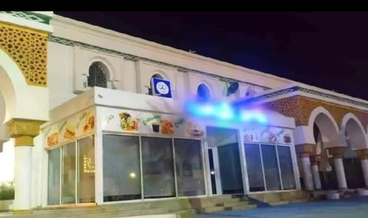 الترخيص لبيع السجائر في محل تابع لمسجد يثير غضبا الترخيص لبيع السجائر في محل تابع لمسجد يثير غضبا