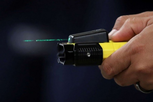 الأمن يشرع في استعمال أسلحة جديدة لتوقيف المجرمين الأمن يشرع في استعمال أسلحة جديدة لتوقيف المجرمين