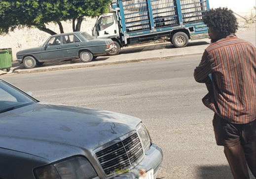 إنتشار المختلين عقليا بشوارع الناظور ظاهرة تقلق الساكنة إنتشار المختلين عقليا بشوارع الناظور ظاهرة تقلق الساكنة