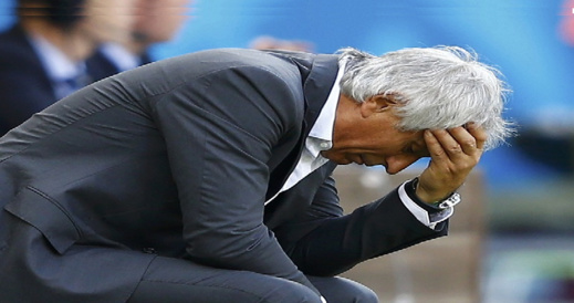 رغم الفوز.. الجماهير المغربية تتحد على كلمة "ارحل" في حق خاليلوزيتش رغم الفوز.. الجماهير المغربية تتحد على كلمة "ارحل" في حق خاليلوزيتش