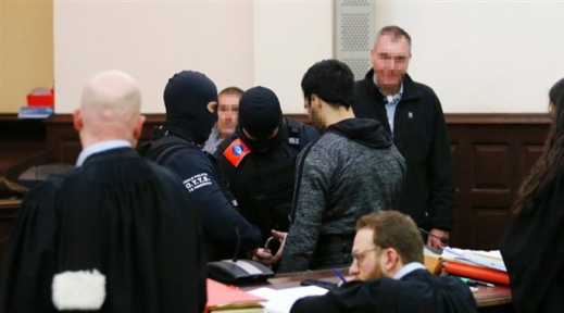 تراجع عن تفجير نفسه.. النيابة العامة الفرنسية تقول كلمتها في الناظوري المسؤول عن مقتل 130 شخصا تراجع عن تفجير نفسه.. النيابة العامة الفرنسية تقول كلمتها في الناظوري المسؤول عن مقتل 130 شخصا