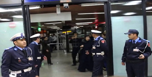 الأمن يوقف إسبانيا كان موضوع نشرة حمراء صادرة عن أنتربول الأمن يوقف إسبانيا كان موضوع نشرة حمراء صادرة عن أنتربول