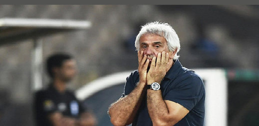 الحكومة تعقب على موضوع “إقالة” مدرب المنتخب خليلوزيتش الحكومة تعقب على موضوع “إقالة” مدرب المنتخب خليلوزيتش