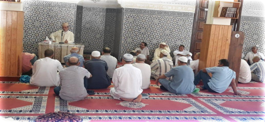 صور.. استمرار الدورات التدريبية لفائدة حجاج بيت الله صور.. استمرار الدورات التدريبية لفائدة حجاج بيت الله