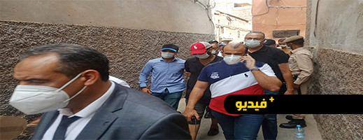 شاهدوا.. إعادة تمثيل جريمة قتل أربعيني لأخيه بسبب الإرث شاهدوا.. إعادة تمثيل جريمة قتل أربعيني لأخيه بسبب الإرث