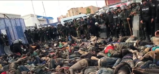 وضع فردين من القوة العمومية و 33 مهاجرا تحت العناية الطبية بالناظور ووجدة وضع فردين من القوة العمومية و 33 مهاجرا تحت العناية الطبية بالناظور ووجدة