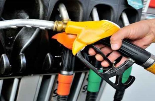 الحكومة ترفع نسبة الدعم إلى 40 في المئة لمهنيي النقل الحكومة ترفع نسبة الدعم إلى 40 في المئة لمهنيي النقل