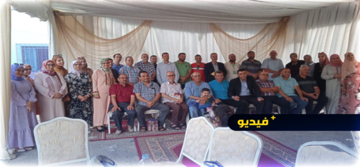 "شكرا معلّمي".. قدماء تلاميذ عمر مختار يكرّمون أساتذتهم القدامى "شكرا معلّمي".. قدماء تلاميذ عمر مختار يكرّمون أساتذتهم القدامى