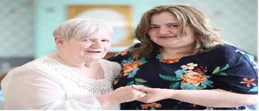 هربها والدها إلى المغرب وهي رضيعة.. مغربية تتعرف على أمها البريطانية بعد خمسين عاما هربها والدها إلى المغرب وهي رضيعة.. مغربية تتعرف على أمها البريطانية بعد خمسين عاما