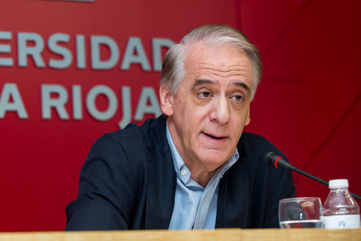 المغرب يرفع دعوى قضائية ضد صحافي إسباني بسبب "بيغاسوس" المغرب يرفع دعوى قضائية ضد صحافي إسباني بسبب "بيغاسوس"