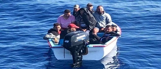استمرار النزيف.. خفر السواحل الإسباني يتدخل لإنقاذ مهاجرين من الناظور استمرار النزيف.. خفر السواحل الإسباني يتدخل لإنقاذ مهاجرين من الناظور