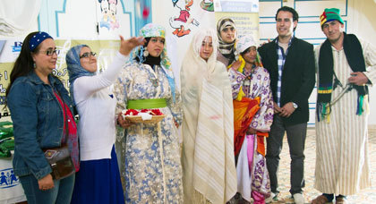 فعاليات اليوم الثاني من  مهرجان الأمازيغي للفن و التراث بالحسيمة
