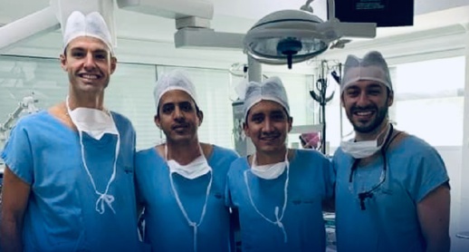 بأموال مشبوهة.. ابن "وزير خارجية" البولساريو يفتتح عيادة طبية بالإكوادور بأموال مشبوهة.. ابن "وزير خارجية" البولساريو يفتتح عيادة طبية بالإكوادور