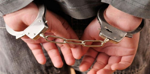 توقيف فرد من عصابة استولت على ثمار ومحاصيل ضيعات فلاحية بأركمان توقيف فرد من عصابة استولت على ثمار ومحاصيل ضيعات فلاحية بأركمان