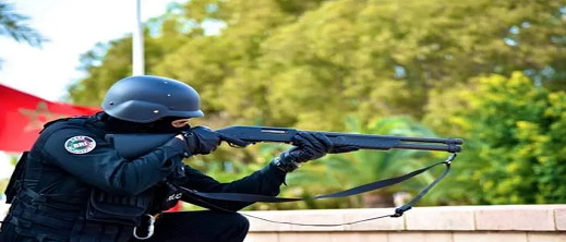 إيقاف ثلاثة أشخاص عرضوا حياة المواطنين ورجال الأمن للخطر إيقاف ثلاثة أشخاص عرضوا حياة المواطنين ورجال الأمن للخطر
