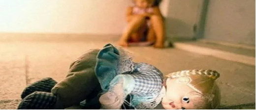 إيقاف أربعيني هتك عرض طفلة تبلغ 12 سنة إيقاف أربعيني هتك عرض طفلة تبلغ 12 سنة