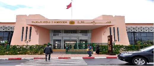 اعترافات تاجر مخدرات تجر خمسة دركيين إلى التحقيق اعترافات تاجر مخدرات تجر خمسة دركيين إلى التحقيق