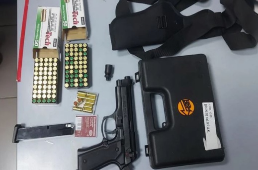 إجهاض محاولة لتهريب مسدس بميناء طنجة إجهاض محاولة لتهريب مسدس بميناء طنجة