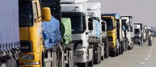 الحكومة تعلن دعما جديدا لمهنيي النقل لدعم القدرة الشرائية الحكومة تعلن دعما جديدا لمهنيي النقل لدعم القدرة الشرائية