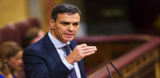 بيدرو سانشيز يدعو المواطنين إلى التوقف عن ارتداء أربطة العنق لتوفير الطاقة بيدرو سانشيز يدعو المواطنين إلى التوقف عن ارتداء أربطة العنق لتوفير الطاقة