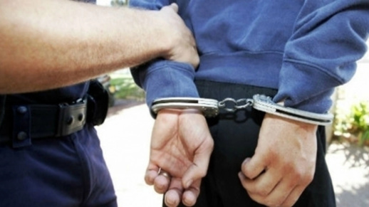 الديستي والأمن بالناظور يسقطان مروجا للمخدرات القوية الديستي والأمن بالناظور يسقطان مروجا للمخدرات القوية