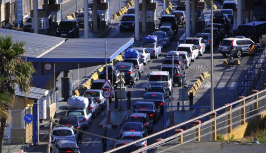 الجمارك تحجز كمية هامة من مخدر الشيرا الجمارك تحجز كمية هامة من مخدر الشيرا