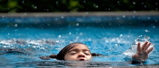 غرق طفل يبلغ من العمر 6 سنوات في مسبح بالعروي