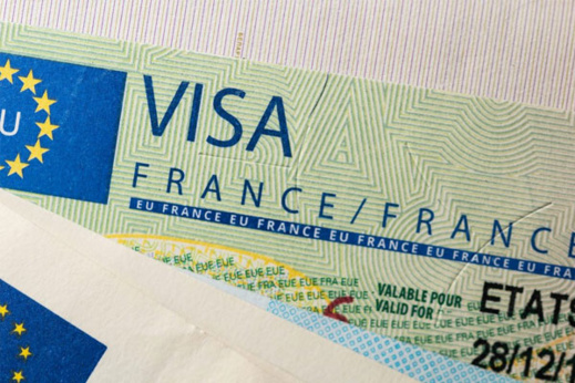 المغاربة يتبوأون الرتبة الثانية في قائمة الحاصلين على تصاريح الإقامة بالدول الأوروبية