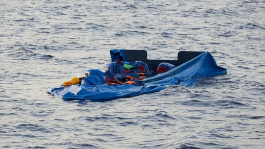 خفر السواحل الإسباني يقدم المساعدة لعشرات المهاجرين المغاربة بجزر الكناري