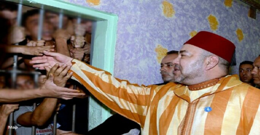 الملك محمد السادس يصدر عفوه على 542 شخصا بمناسبة ثورة الملك والشعب الملك محمد السادس يصدر عفوه على 542 شخصا بمناسبة ثورة الملك والشعب