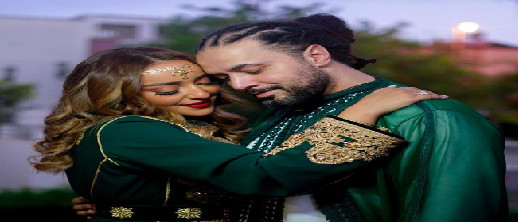 فنانان شهيران يعلنان خطوبتهما وينهيان فنانان شهيران يعلنان خطوبتهما وينهيان