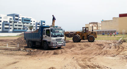 الملعب البلدي بالناظور يشهد إصلاحات ترقيعية بتكلفة بلغت 500 مليون درهما الملعب البلدي بالناظور يشهد إصلاحات ترقيعية بتكلفة بلغت 500 مليون درهما