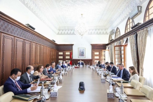 إنعقاد أول مجلس حكومي بعد عطلة الصيف حول هذه المراسيم إنعقاد أول مجلس حكومي بعد عطلة الصيف حول هذه المراسيم