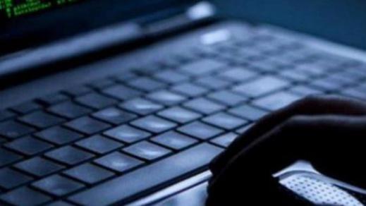 بنك المغرب يحذر من شركات تأخذ أموال المواطنين وتوهمهم بتحقيق أرباح كبيرة بنك المغرب يحذر من شركات تأخذ أموال المواطنين وتوهمهم بتحقيق أرباح كبيرة