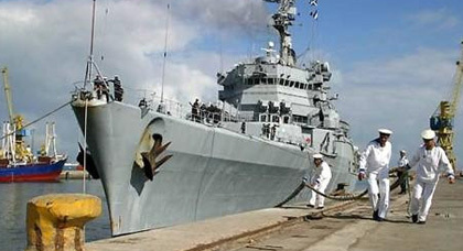 ضباط بالبحرية الملكية بالحسيمة يواجهون تهم الارتشاء وتهريب المخدرات ضباط بالبحرية الملكية بالحسيمة يواجهون تهم الارتشاء وتهريب المخدرات