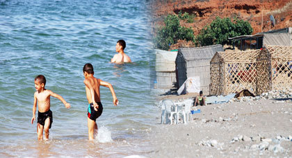 أَشِعَّة الشَّمْس اللافِحَة تُرْجِعُ الَحيَاة تَدْرِيجِيًّا الى الشَوَاطِئ المُتَوَاجِدَة عَلى طُول الشَّرِيط السَّاحِلي أَشِعَّة الشَّمْس اللافِحَة تُرْجِعُ الَحيَاة تَدْرِيجِيًّا الى الشَوَاطِئ المُتَوَاجِدَة عَلى طُول الشَّرِيط السَّاحِلي