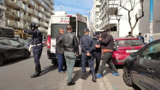 عنفوا شخصا وسلبوه مبلغ 41 مليون سنتيم.. الأمن يوقف عصابة من 5 أشخاص عنفوا شخصا وسلبوه مبلغ 41 مليون سنتيم.. الأمن يوقف عصابة من 5 أشخاص