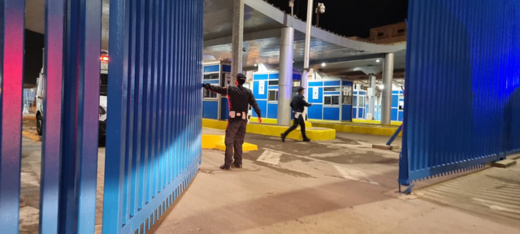 إسبانيا تصدر قرارا جديدا بشأن الدخول إلى سبتة ومليلية إسبانيا تصدر قرارا جديدا بشأن الدخول إلى سبتة ومليلية