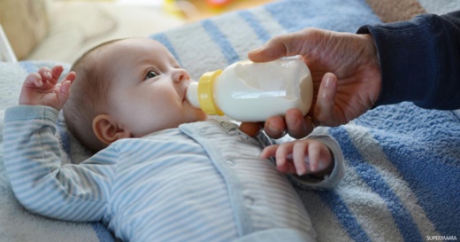 ارتفاع سعر الحليب الخاص بالأطفال بالصيدليات ارتفاع سعر الحليب الخاص بالأطفال بالصيدليات