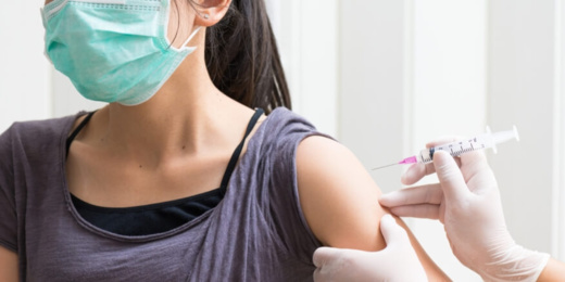 المغرب يشرع في تلقيح الفتيات ضد سرطان عنق الرحم في أكتوبر المقبل المغرب يشرع في تلقيح الفتيات ضد سرطان عنق الرحم في أكتوبر المقبل