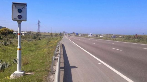 هام للسائقين.. هنا توضع مخالفاتكم لقانون السير هام للسائقين.. هنا توضع مخالفاتكم لقانون السير