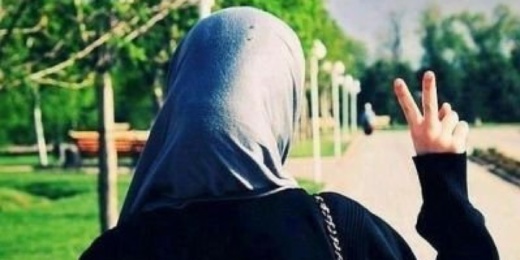 السجن والغرامة لعجوز اسبانية وجهت عبارات عنصرية لشابة مغربية