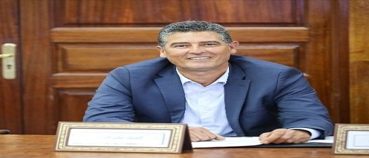 نائب برلماني تونسي يتهم الجزائر باغتيال الزعيم السياسي شكري بلعيد نائب برلماني تونسي يتهم الجزائر باغتيال الزعيم السياسي شكري بلعيد