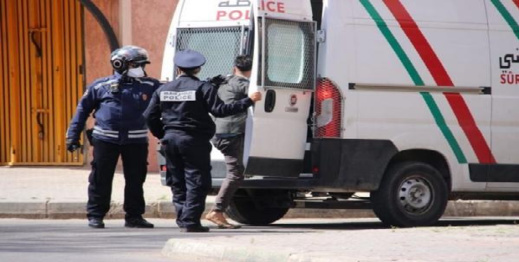 في سابقة بالمغرب مدير مدرسة يستدعي الأمن للأساتذة
