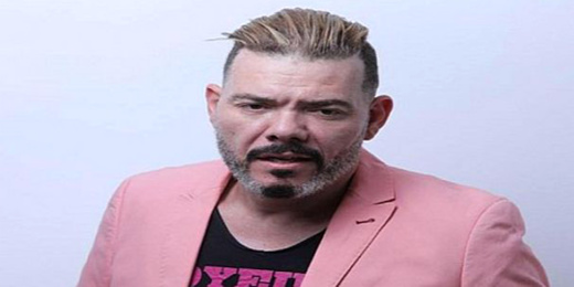 حجز سيارة في ملكية مغني مغربي مشهور مبحوث عنها دوليا حجز سيارة في ملكية مغني مغربي مشهور مبحوث عنها دوليا