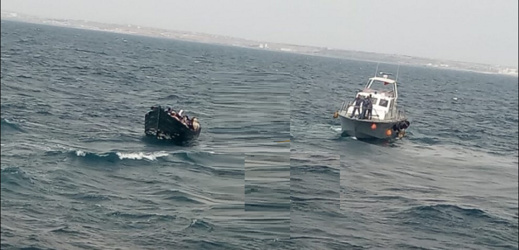 الدرك البحري يوقف مواطنا إسبانياً في مياه الناظور لهذا السبب الدرك البحري يوقف مواطنا إسبانياً في مياه الناظور لهذا السبب