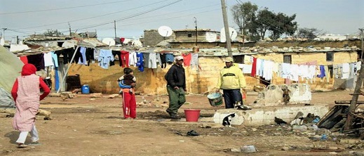 الجائحة وارتفاع الأسعار يعودان بمستويات الفقر في المغرب سبع سنوات إلى الوراء